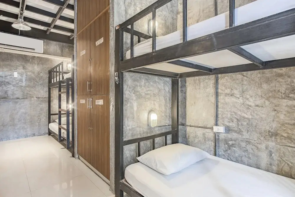 OYO 585 Freedom Hostel @ Phi Phi