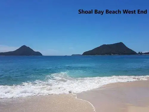 The White House', 25 Tomaree Road - Fantastic House With Pool, Linen Foxtel And Wii-U