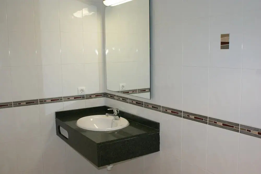 Apartment Enric Serra 1-5