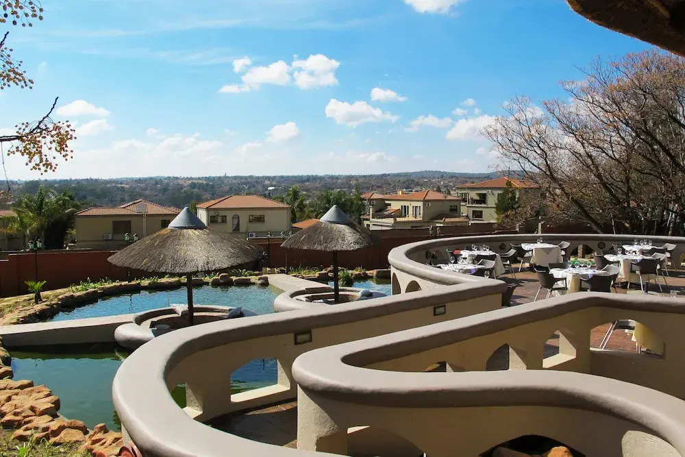 Beverly Hills Lodge
