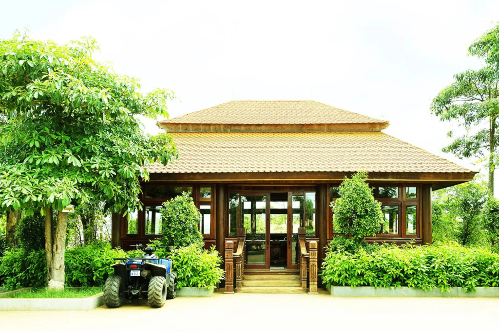 KNN Luxury Hill