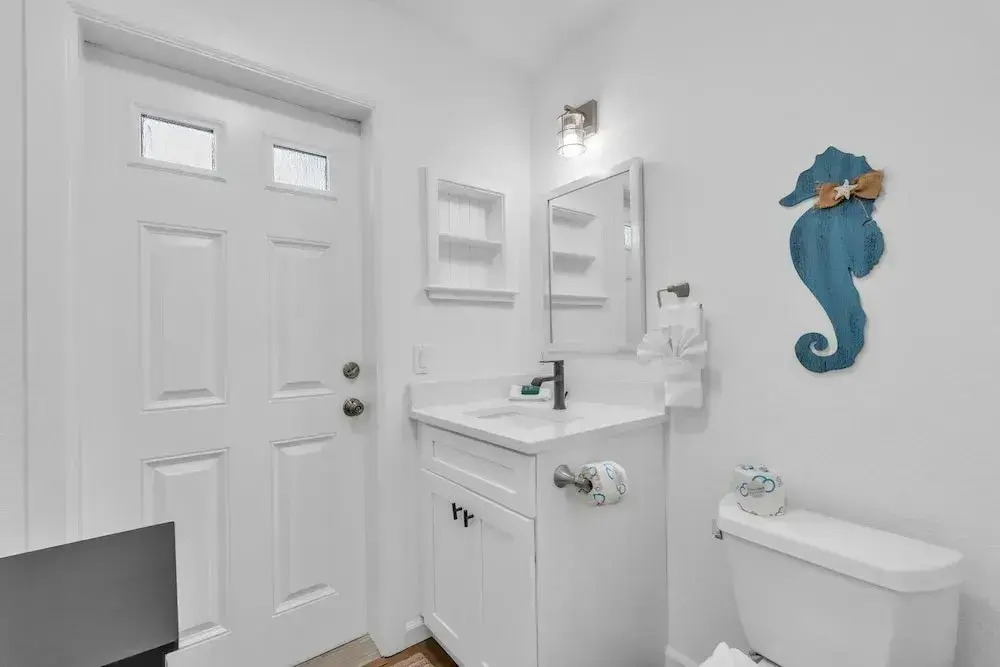 Minnow 1 1 Bedroom Cottage by RedAwning