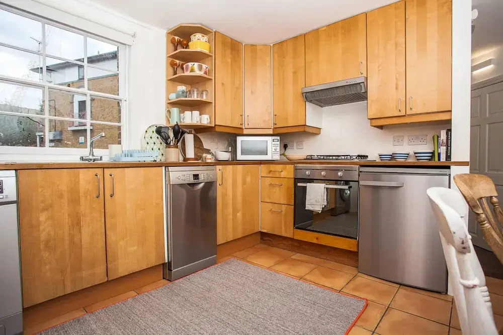 Unique Georgian 2 Bed House in Bermondsey
