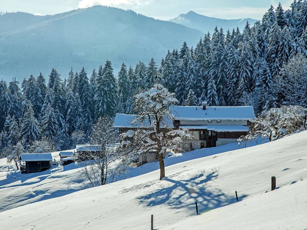 Apartment Brixen near Ski Lift