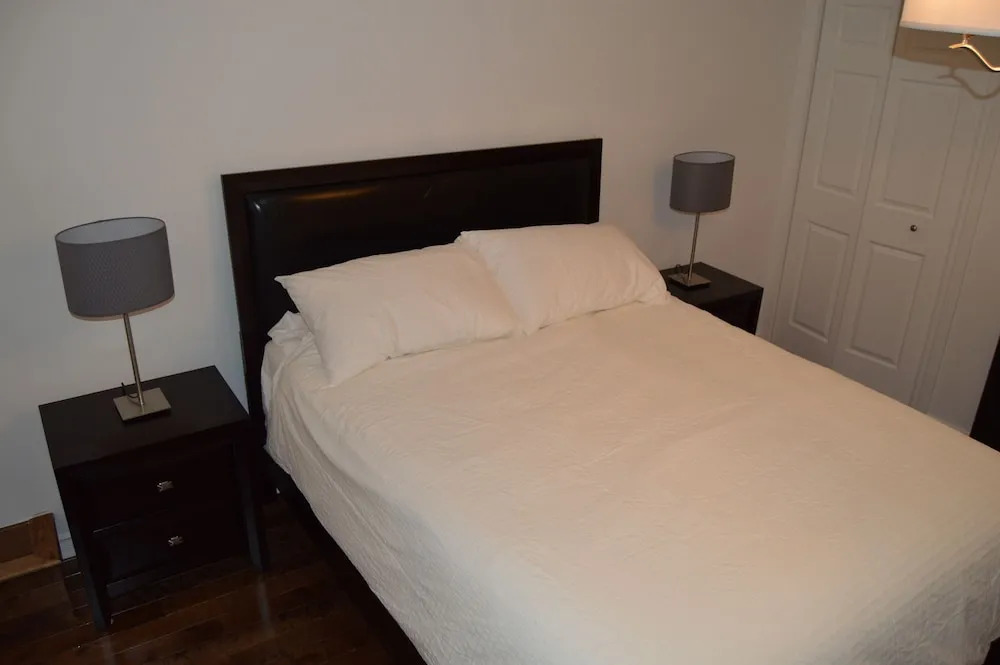 The Rock apartment - mtlFlats
