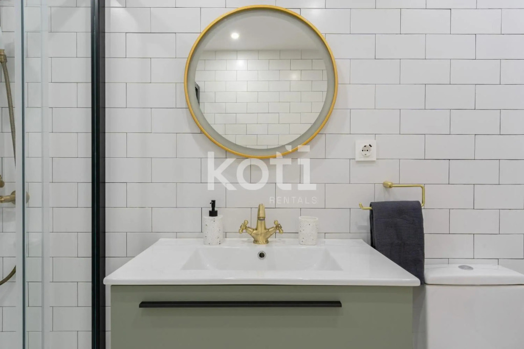 GlamUrban Flat Koti Rentals
