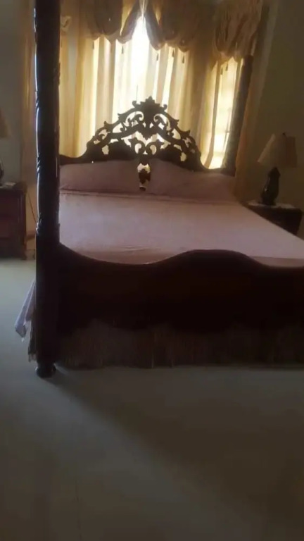 Fay's Bed and Breakfast