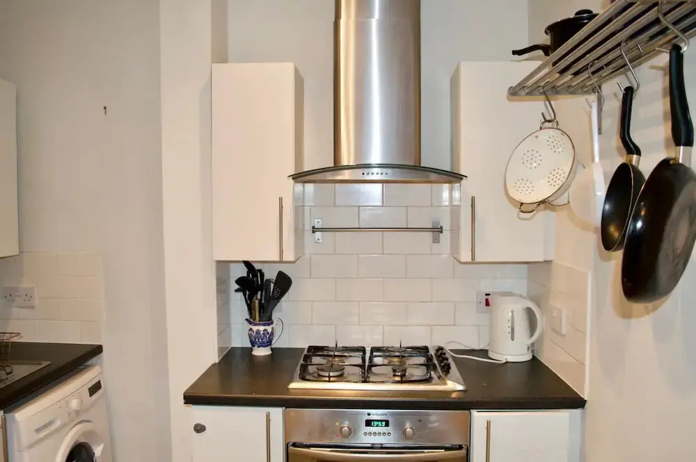 Spacious 2 Bedroom Apartment in Meadowbank