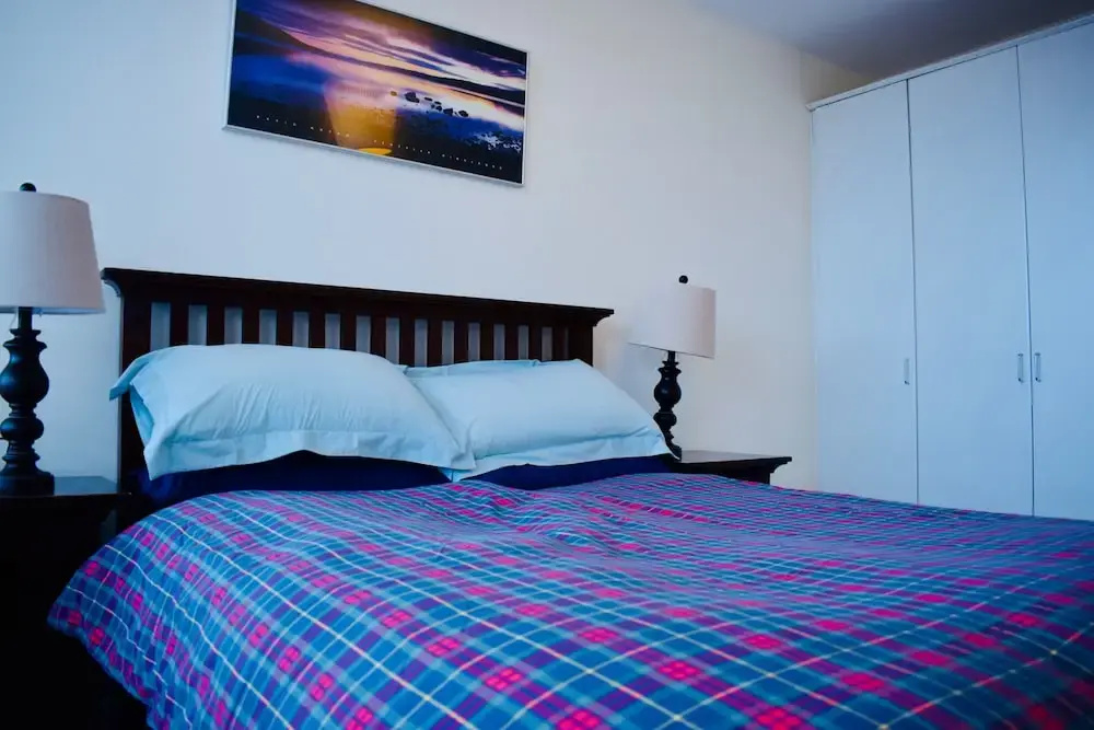 Stunning 2 Bedroom Penthouse In Grand Canal Docks