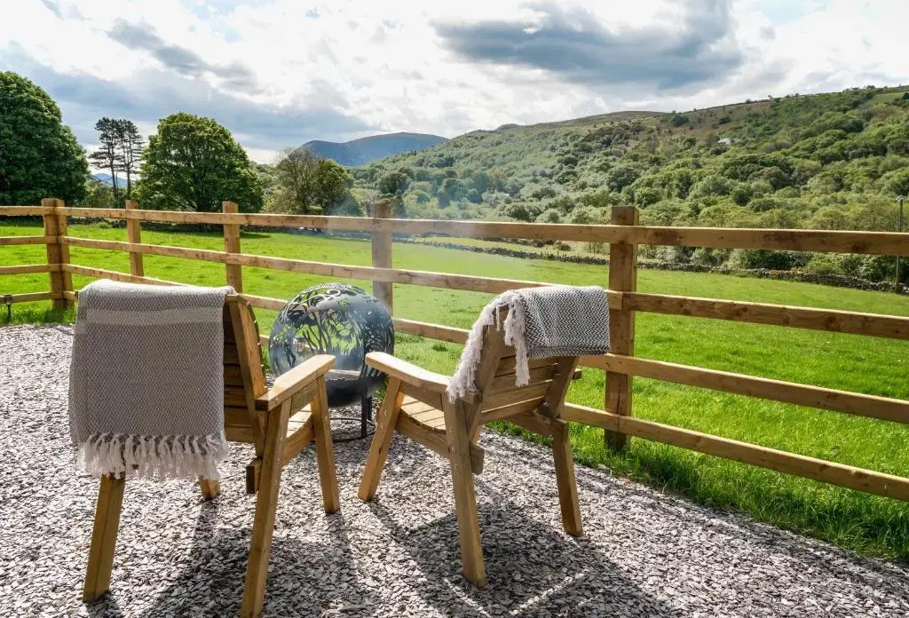 Elephant View Shepherds Hut