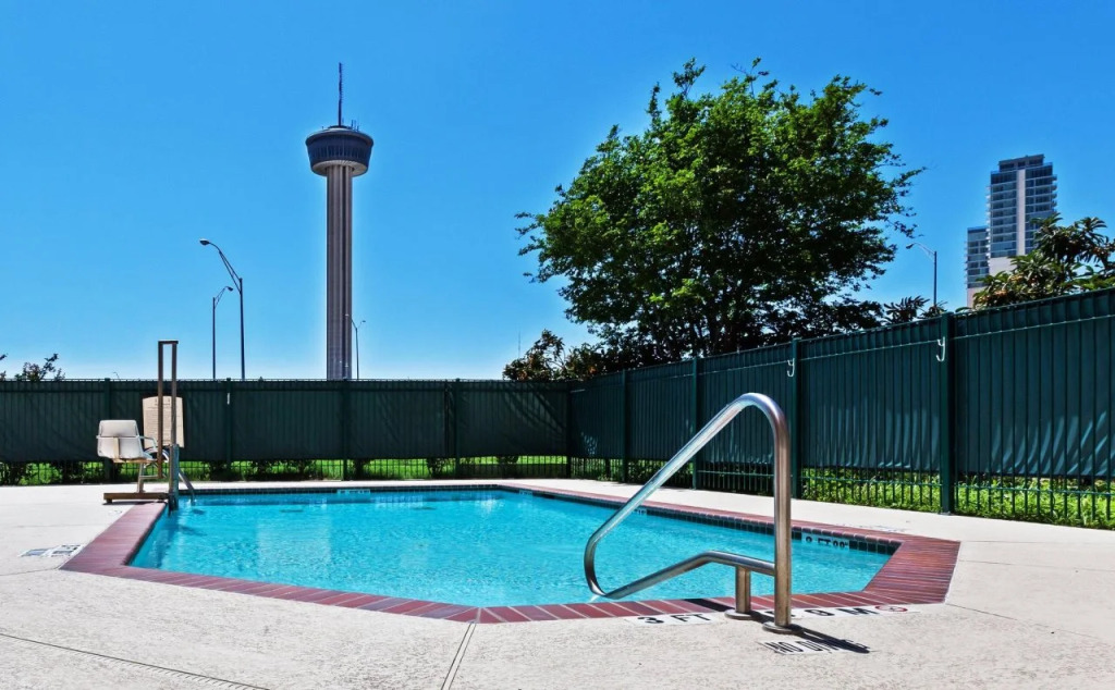Staybridge Suites San Antonio Downtown Convention Center by IHG