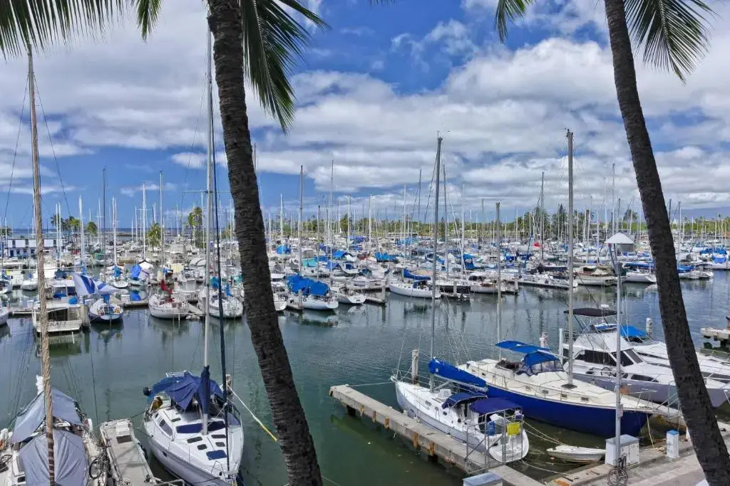 Ilikai Marina #386