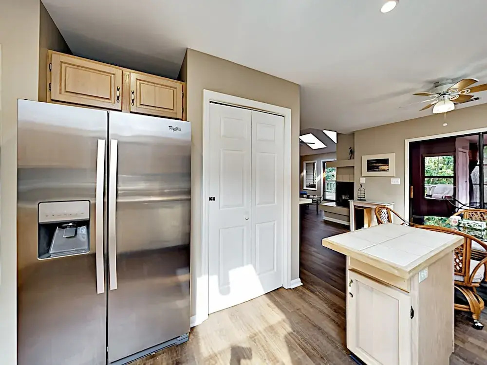 Sunny Coastal-chic W/ Private Deck & Sunroom 3 Bedroom Home