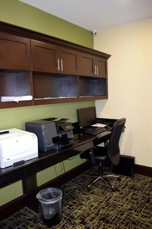 Holiday Inn Hou Energy Corridor Eldridge by IHG