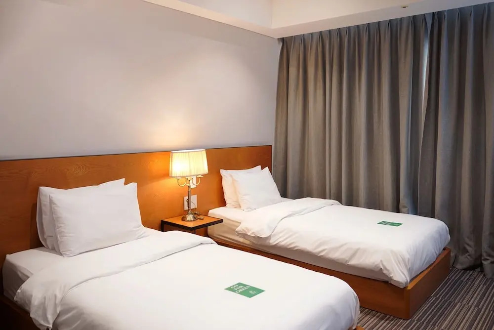 Days Hotel & Suites by Wyndham Incheon Airport
