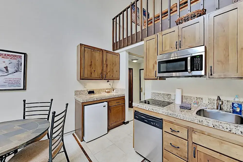 6292us4o 1 Bedroom Condo