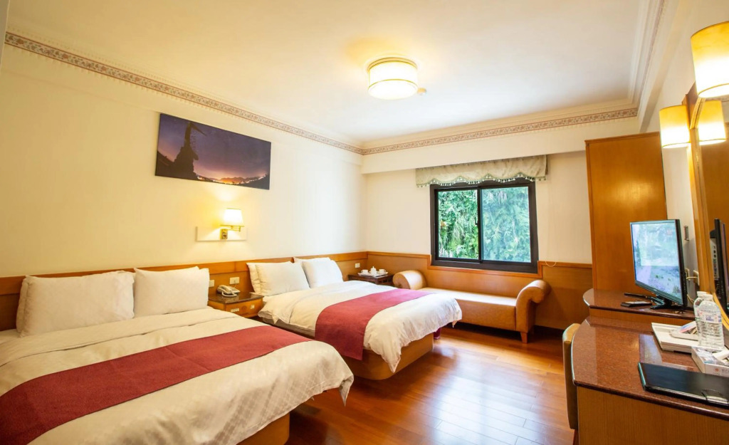 Dong Tair Spa Hotel