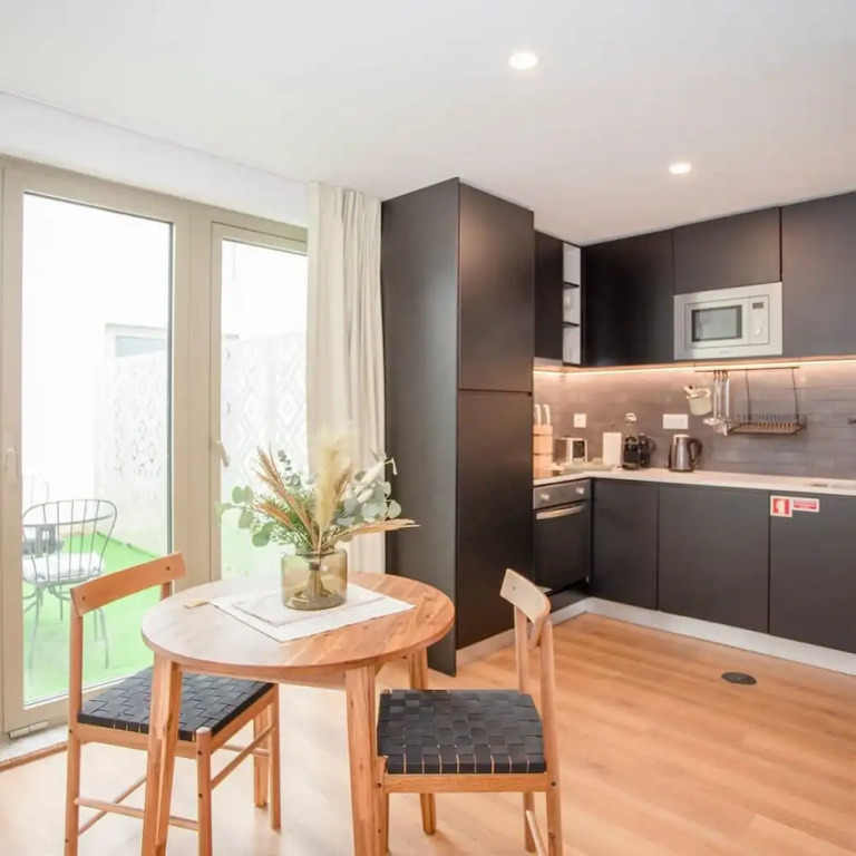 NAX Apartment C by Liiiving