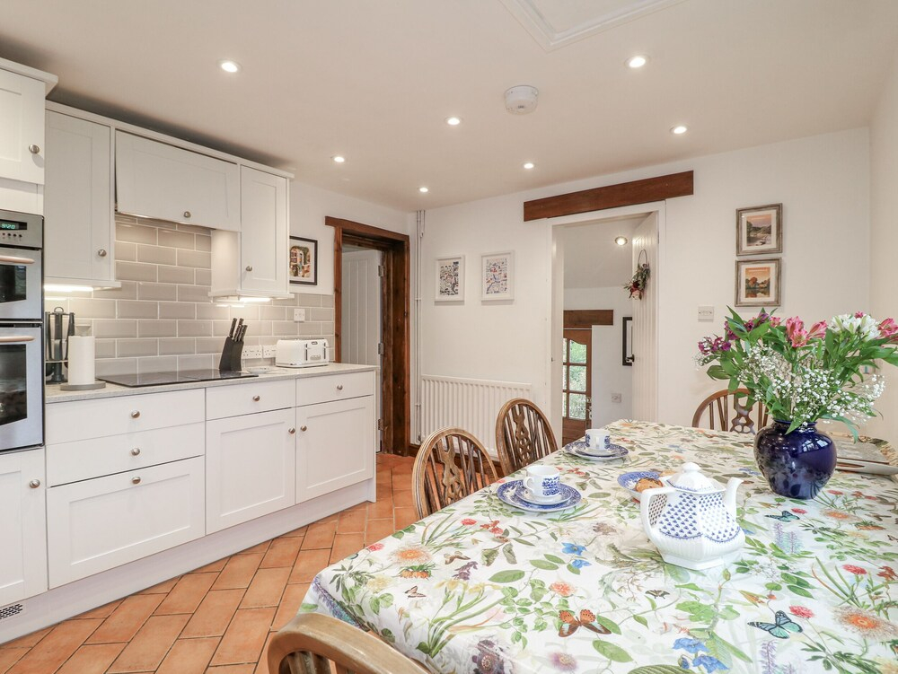 Yoxall Cottage