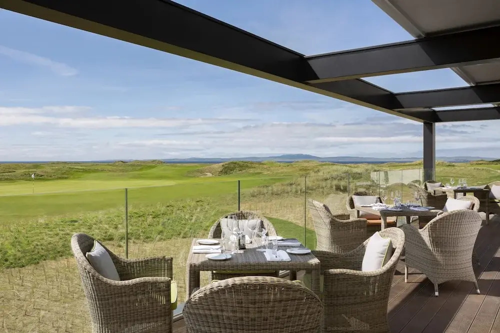 Another Place, The Machrie