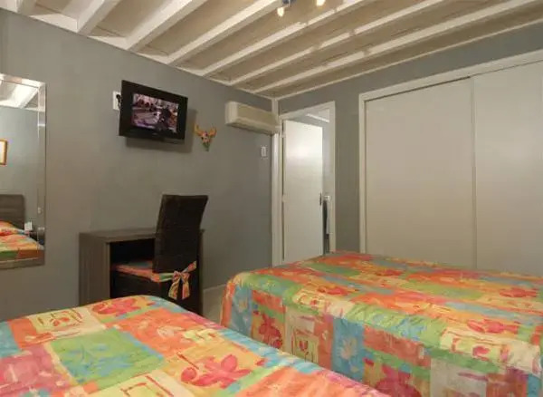 Hotel Des 4 Vents "Esprit Camargue" Parking Privé Gratuit