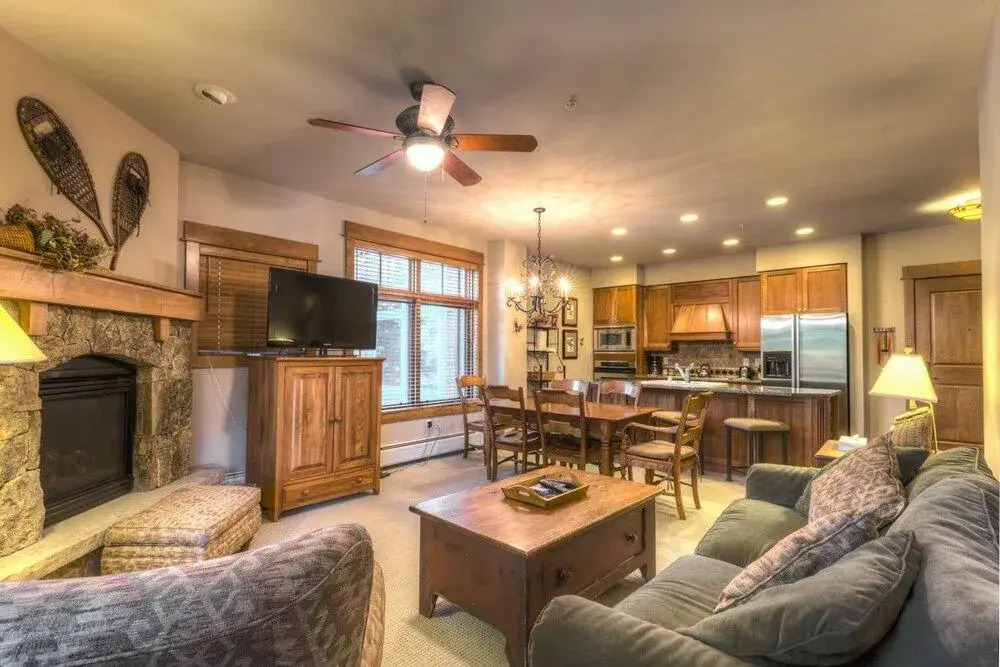 Lone Eagle #3015 - 2 Br Condo