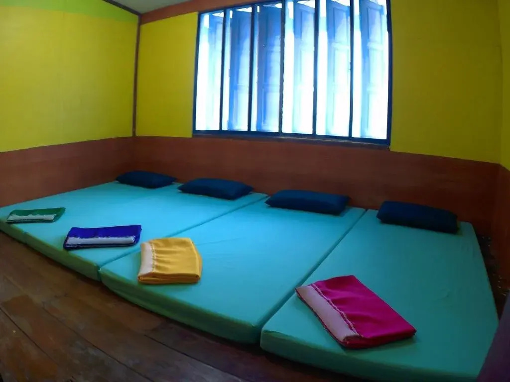 TongTomYai Homestay
