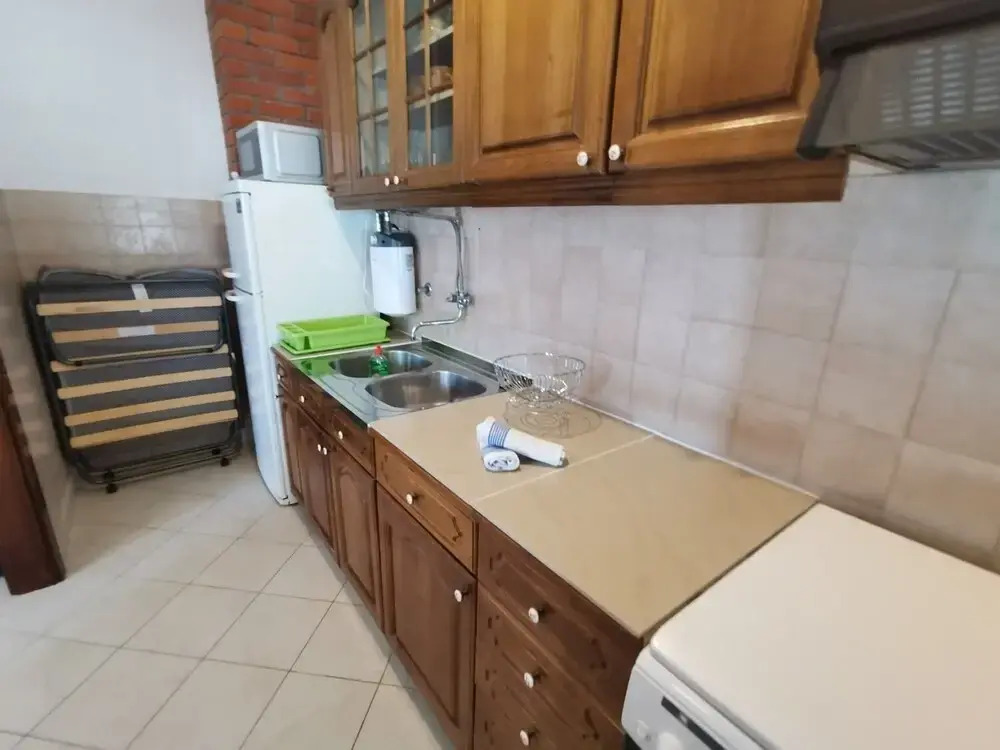 Srđan - 10 m From the Beach - A2