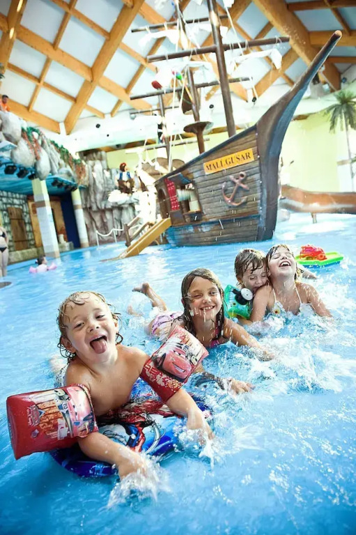 Happy Camp Mobile Homes in Camping Terme Čatež