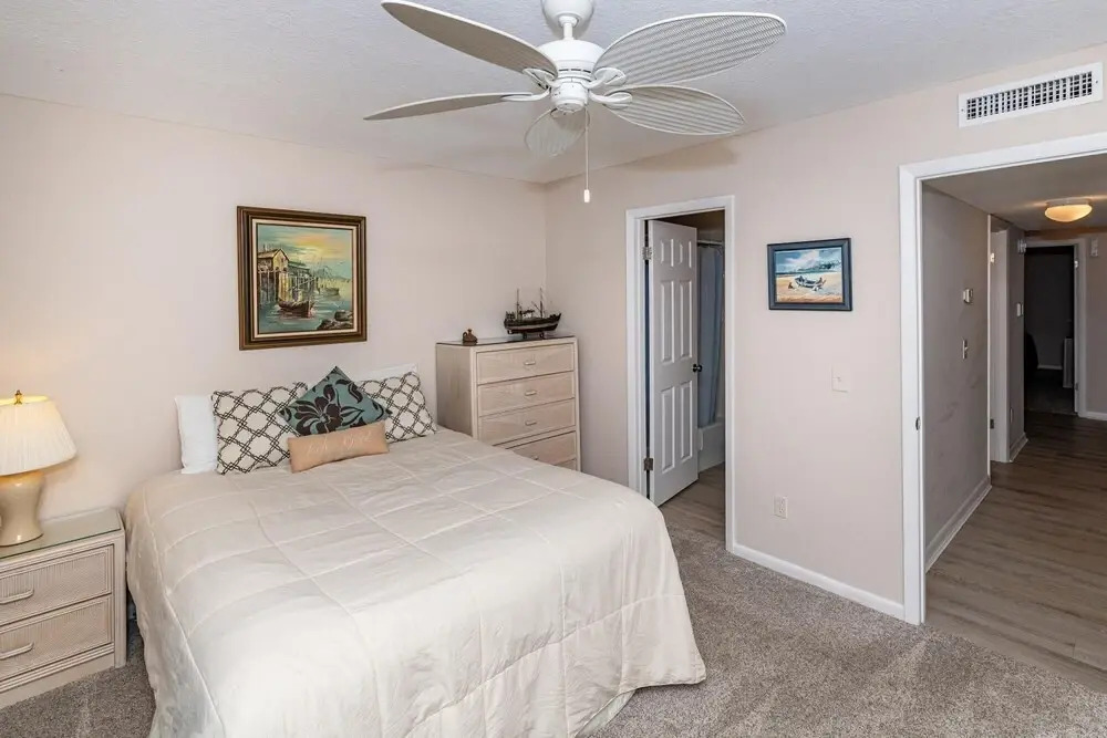 Sea Winds 36 Beach Paradise Come and Soak up the Florida Sunshine and see our Oldest City