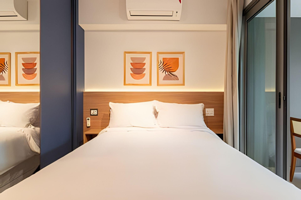 Hub Vila Madalena by Bstay