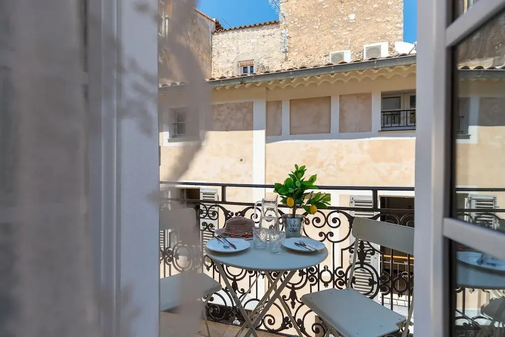 Valbonne Flat