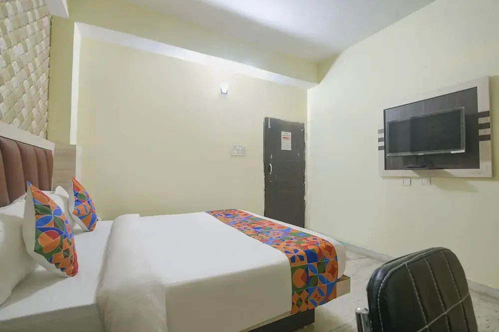 FabHotel Magadh Crystal
