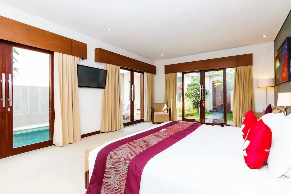 ZEN Premium Umalas Bumbak Villa