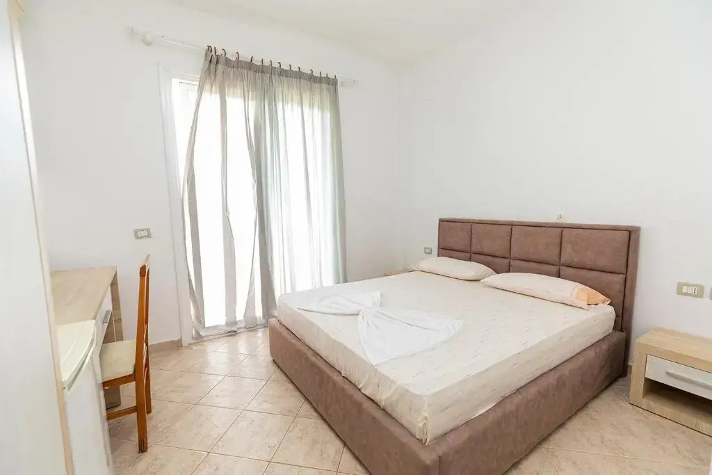 Hotel Dini