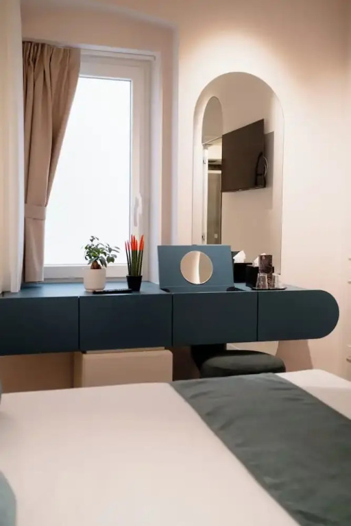 CA DO Guest House
