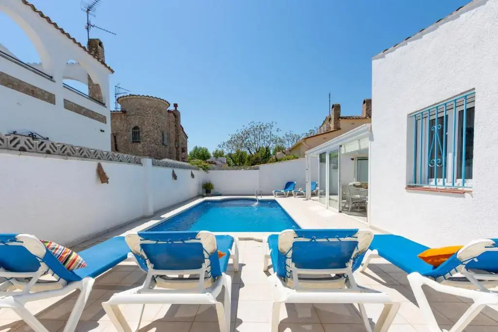 Goldhome - Montgri 117