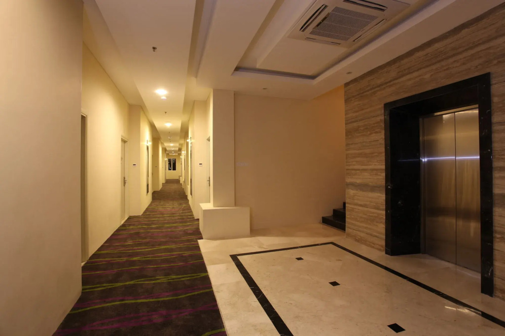 WThree Premier Hotel