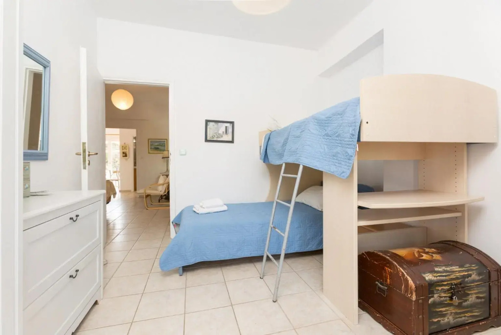 Anna Apartment