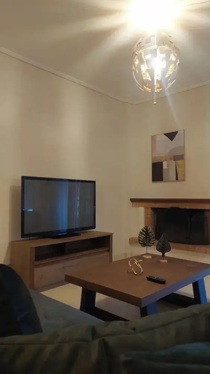 Modern Elegant Apt in Glyfada w Balcony