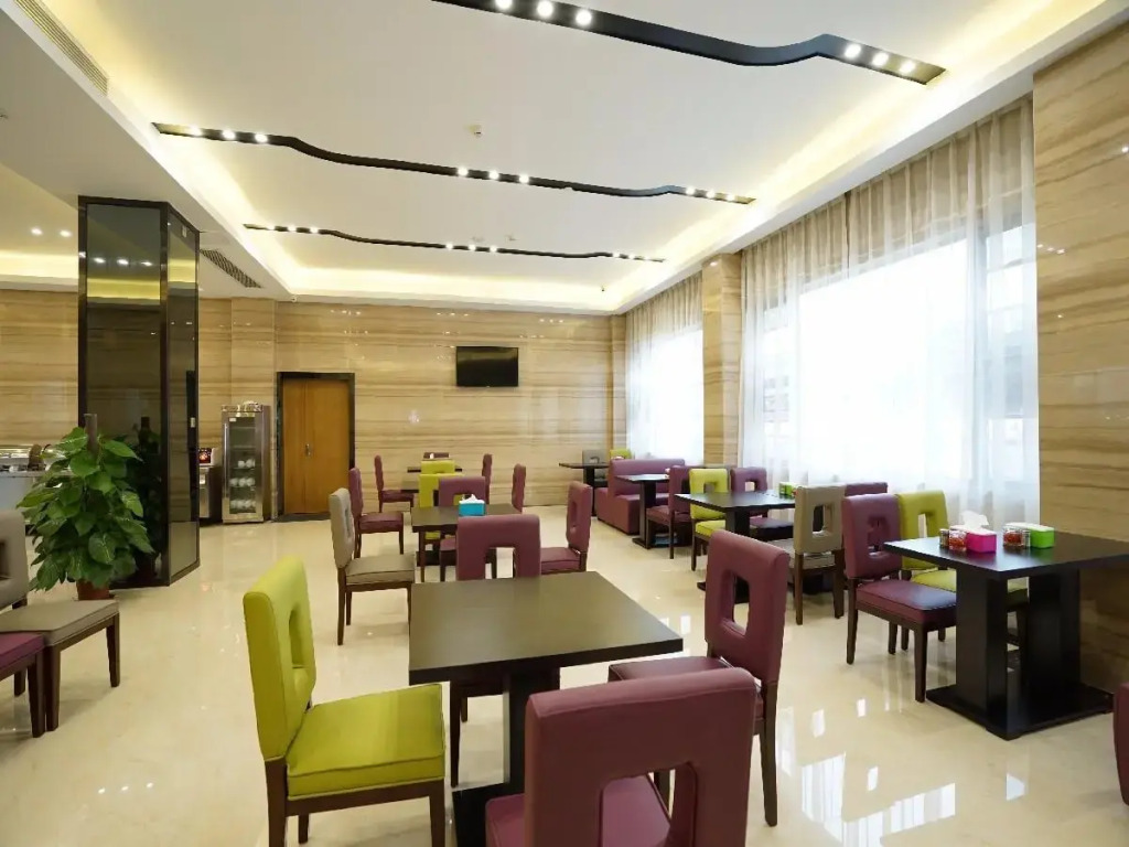 Lavande Hotel Qingyuan Flying Lake