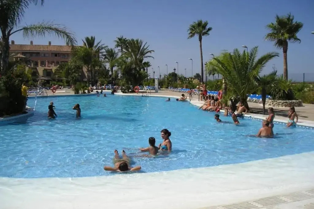 Bahia Sur Duplex 6 pax con Wifi y piscina abierta 12jun-13sep -parking gratis