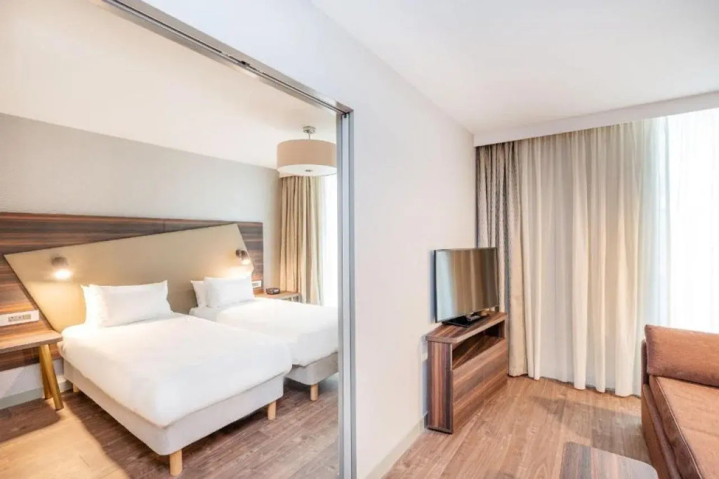 Aparthotel Adagio Leicester