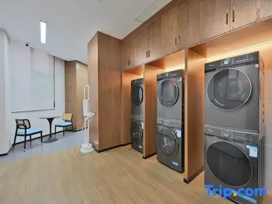 Ruibo·Cloud Hotel of Home Inn (Huaian Hexia Ancient Town Wanda Plaza Branch)