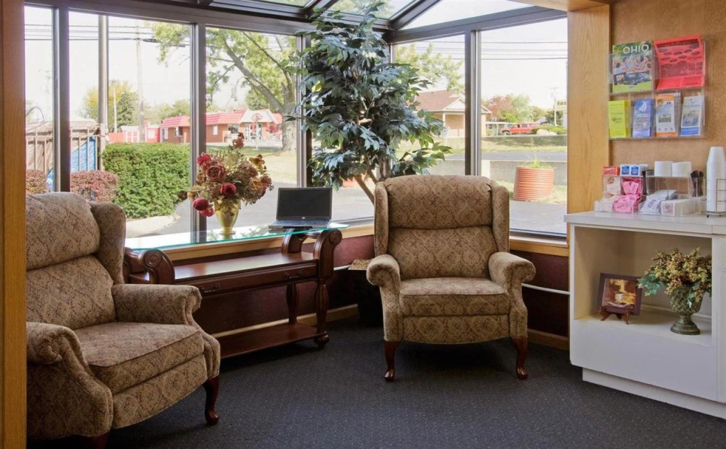 Americas Best Value Inn St. Marys