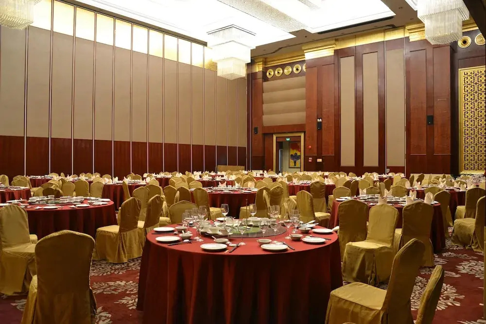 Foshan Green Lake Hot Spring Hotel