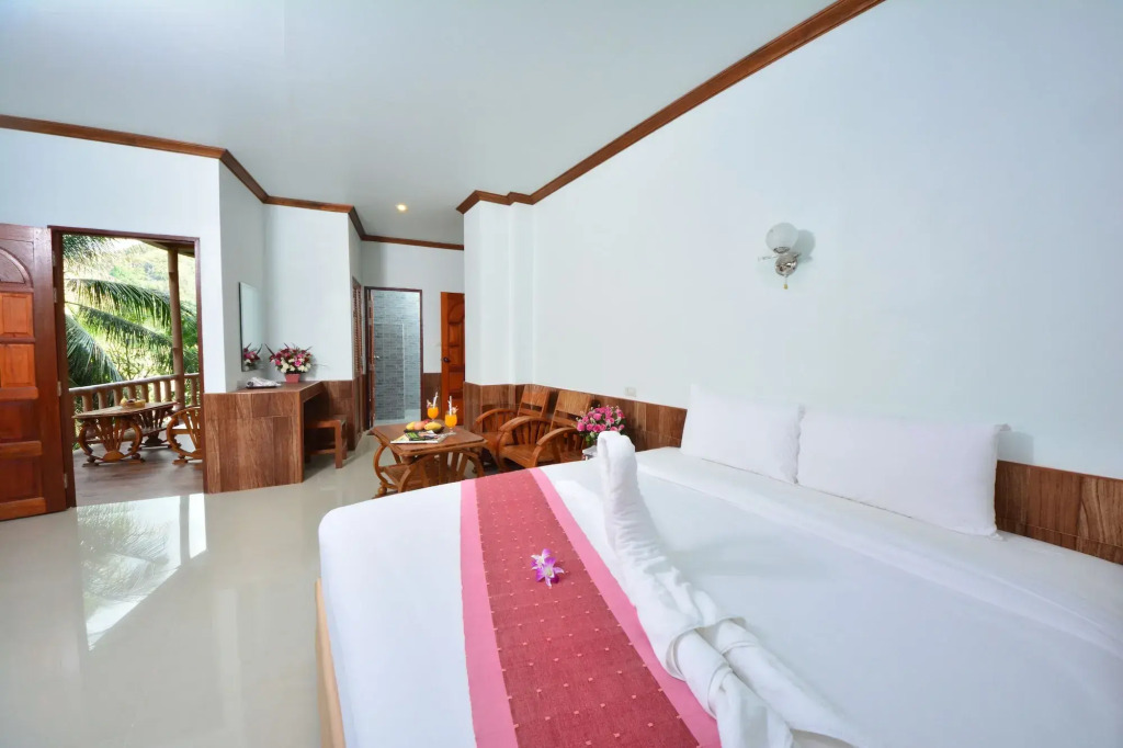 Haad Yao Bayview Resort & Spa - SHA plus Certified