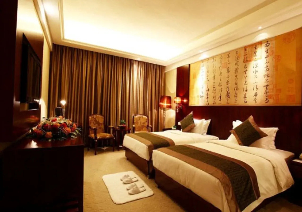 Ruijing International Hotel