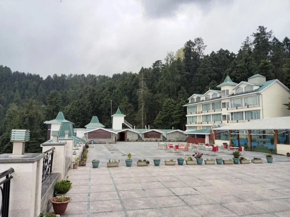 Royal Homestay Shimla by Goroomgo