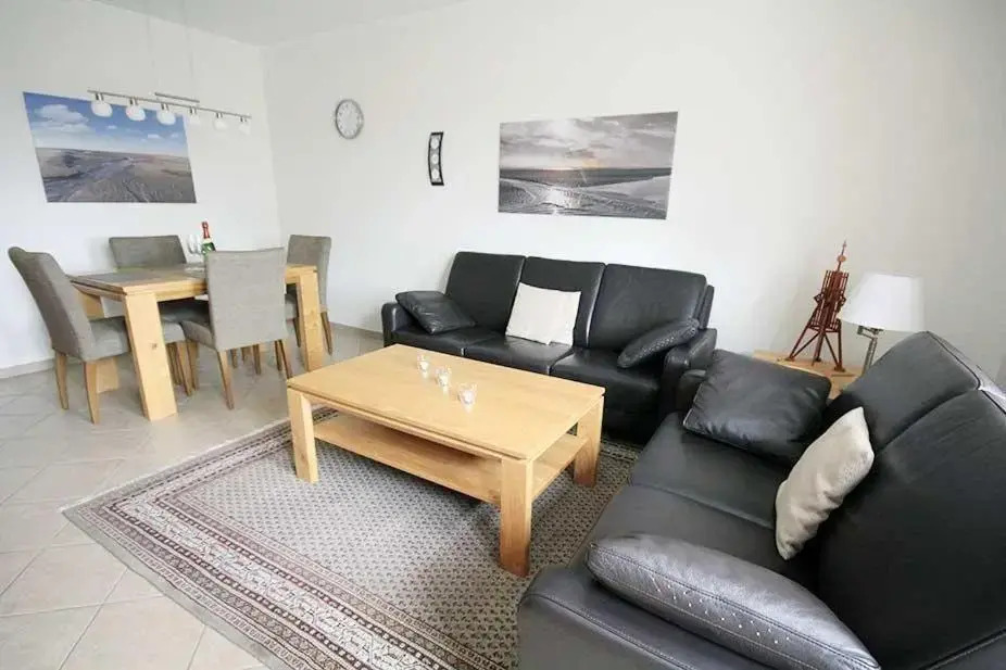 Ferienwohnung-10-mit-Balkon-Garten-Landhaus-Hubertus-Duhnen